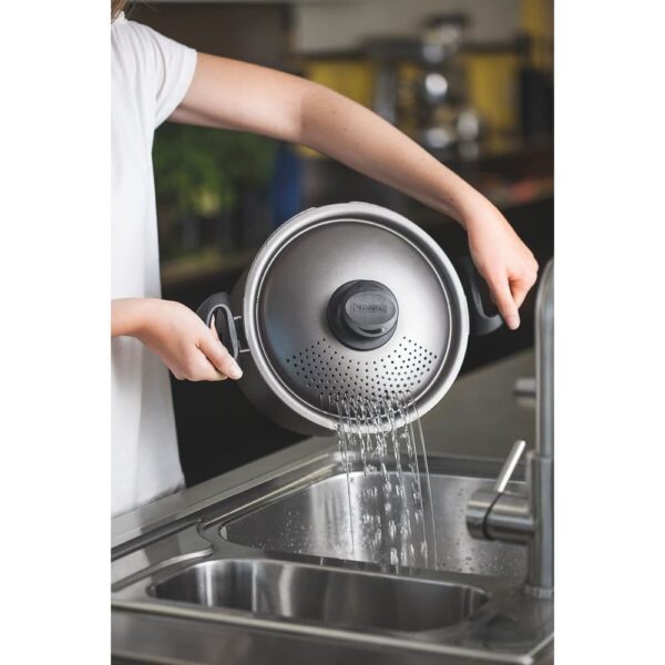 Olla 3 en 1 Paris de Aluminio con Revestimiento de Antiadherente Starflon Max con doble Tapa 22cm 4,8L - Imagen 4