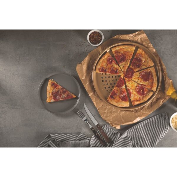 Molde para Pizza Brasil Rojo de Aluminio con Recubrimiento Antiadherente Perforado 30cm - Imagen 2