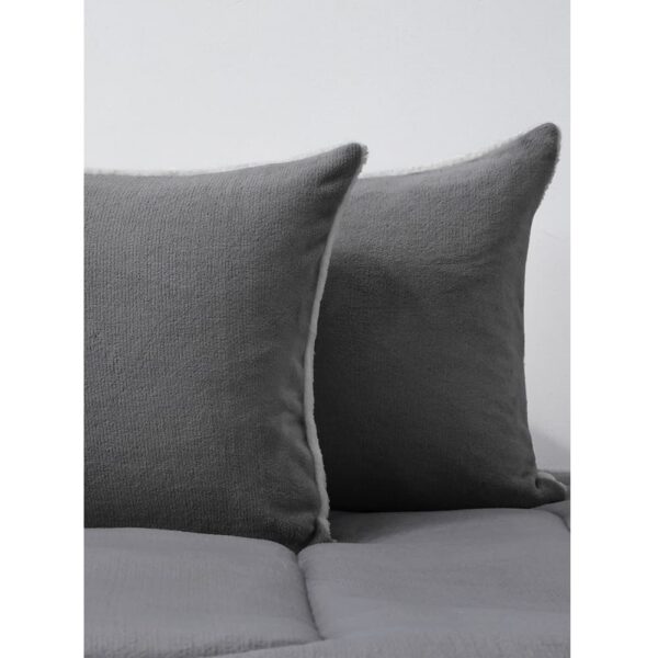 Acolchado con Reverso Sherpa Gris Liso 2 Plazas 3 Piezas - Imagen 3
