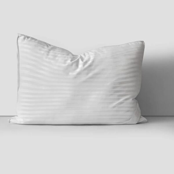 Almohada Relleno Microfibra 300 Hilos DE COSTADO 50x70 cm - Imagen 3